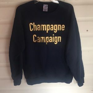 Navy Crewneck sweatshirt size Medium